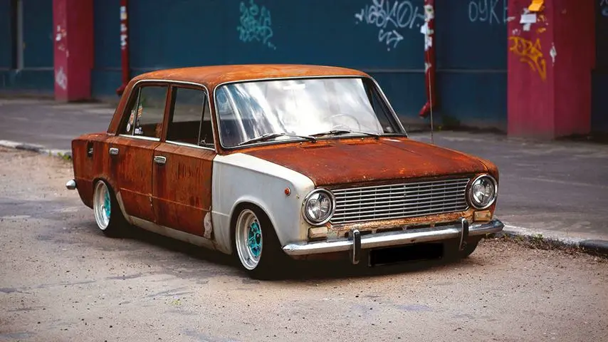 Легковые автомобили с большим пробегом